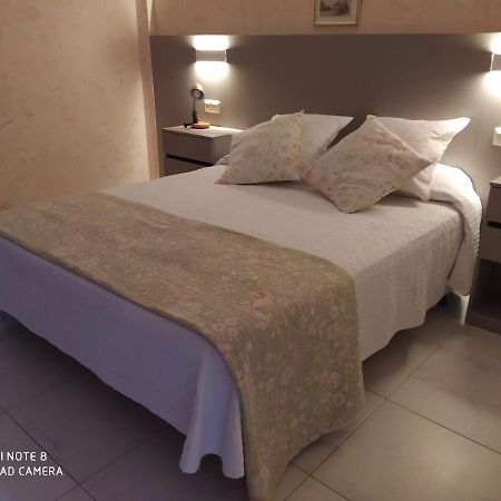 Apartamentos De Uso Turistico Fontina - Playa Montalvo - Sanxenx0 -Pontevedra Саншеншо Екстер'єр фото